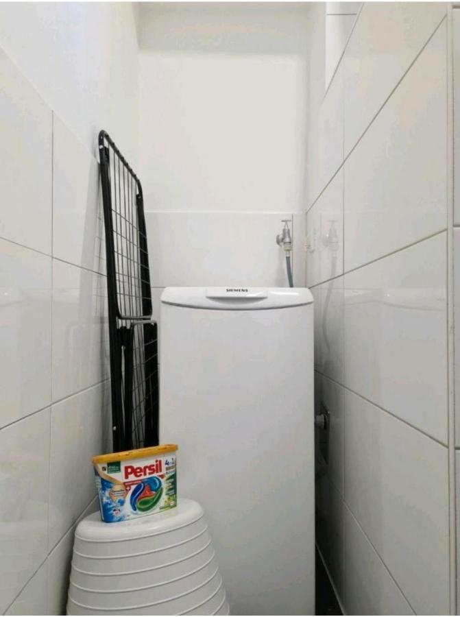 Ihr Zu Hause Auf Zeit! Apartment Solingen Bagian luar foto